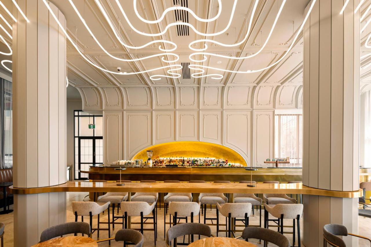 เดอะเพลย์ฟอร์ด แอดิเลด - เอ็มแกลเลอรี่ Hotel ภายนอก รูปภาพ The bar at the 1901