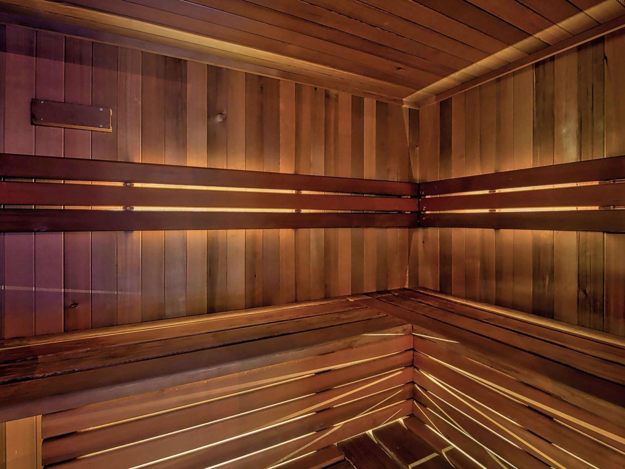 เดอะเพลย์ฟอร์ด แอดิเลด - เอ็มแกลเลอรี่ Hotel ภายนอก รูปภาพ A modern Finnish sauna